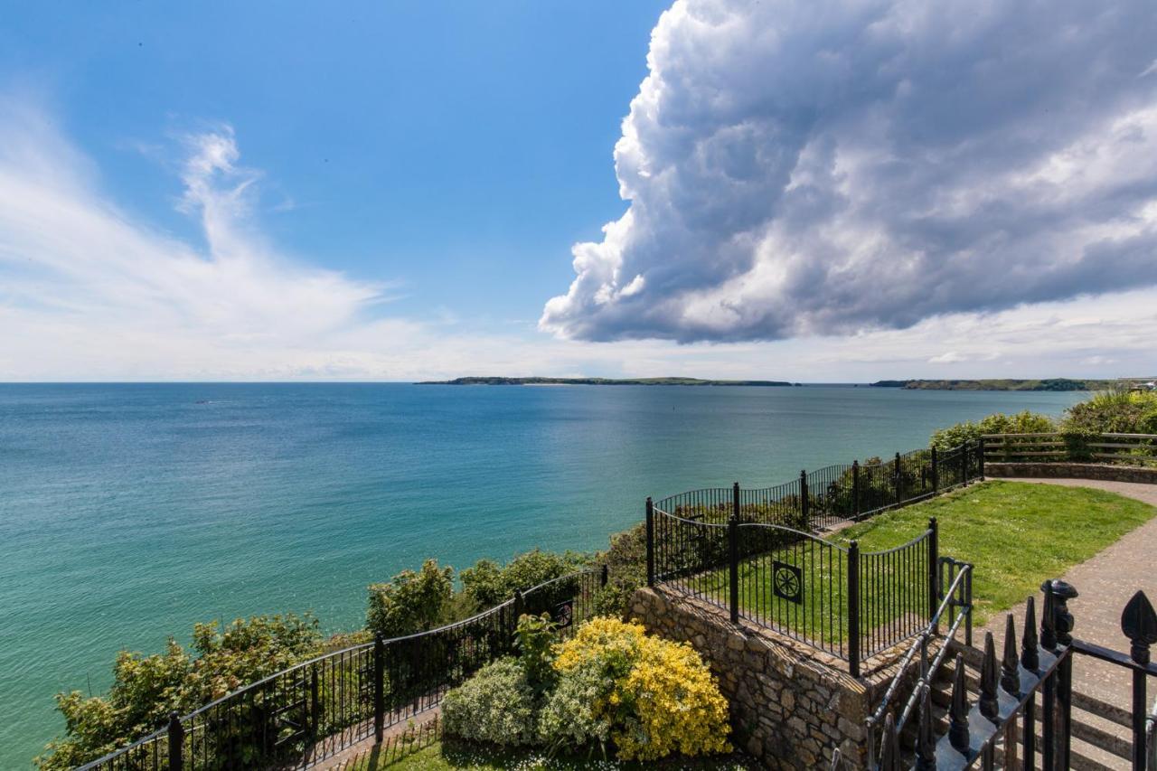 Top Sail - Beautiful Apartment, Minutes Walk To Beach And Town Centre Tenby Exterior photo